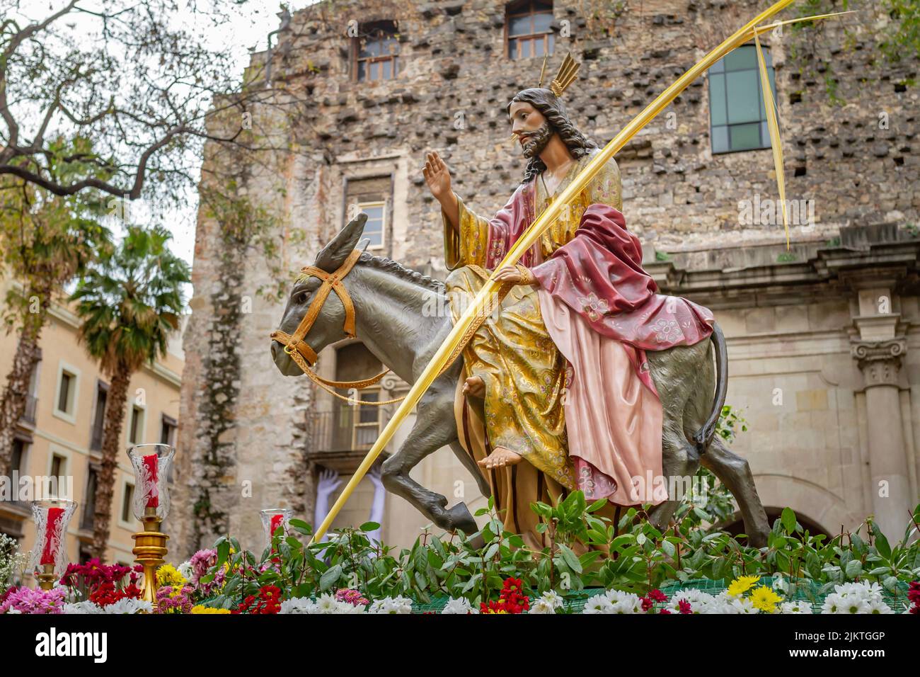 BARCELLONA, SPAGNA - 10 APRILE 2022: Processione della Borriquita (Domenica delle Palme) e fraternità di nostro Padre Gesù di grande potenza a Barcellona. Foto Stock