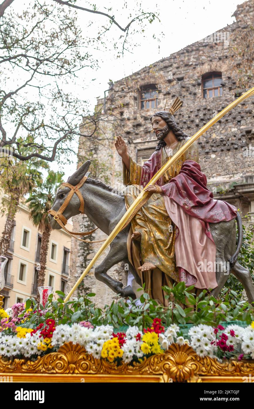 BARCELLONA, SPAGNA - 10 APRILE 2022: Processione della Borriquita (Domenica delle Palme) e fraternità di nostro Padre Gesù di grande potenza a Barcellona (Spa Foto Stock
