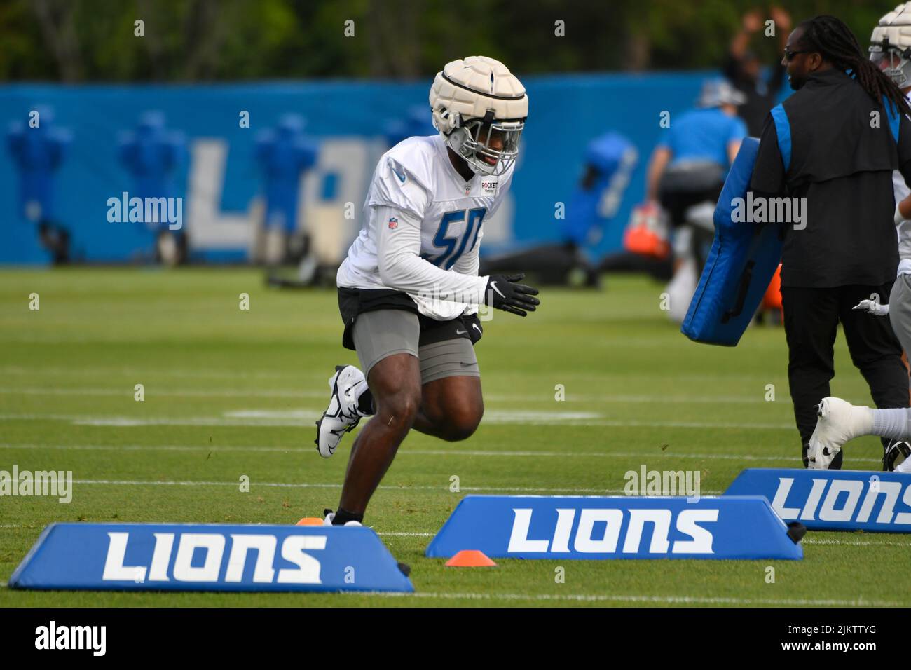 ALLEN PARK, MI - AGOSTO 03: Detroit Lions LB Shaun Dion Hamilton (50) in azione durante il campo di formazione Lions il 3 agosto 2022 al Detroit Lions Training Camp di Allen Park, MI (foto di Allan Dranberg/CSM) Foto Stock