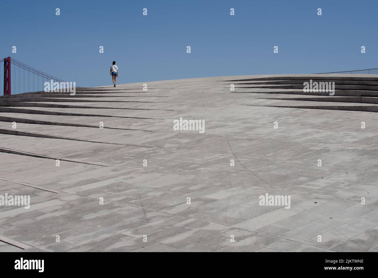 Tetto con vista sul ponte Foto Stock