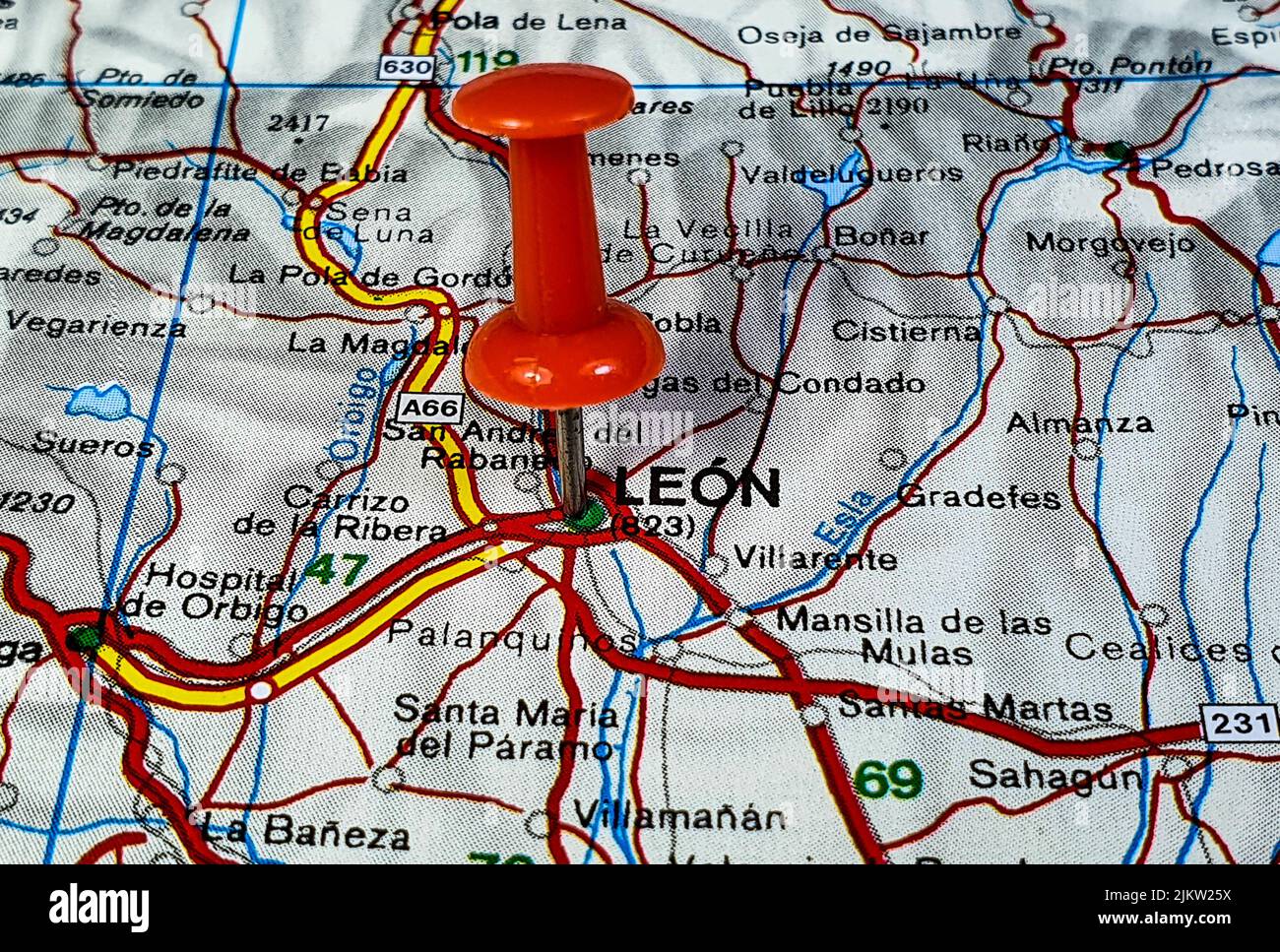 Un primo piano di posizione pin su Leon una mappa Foto Stock