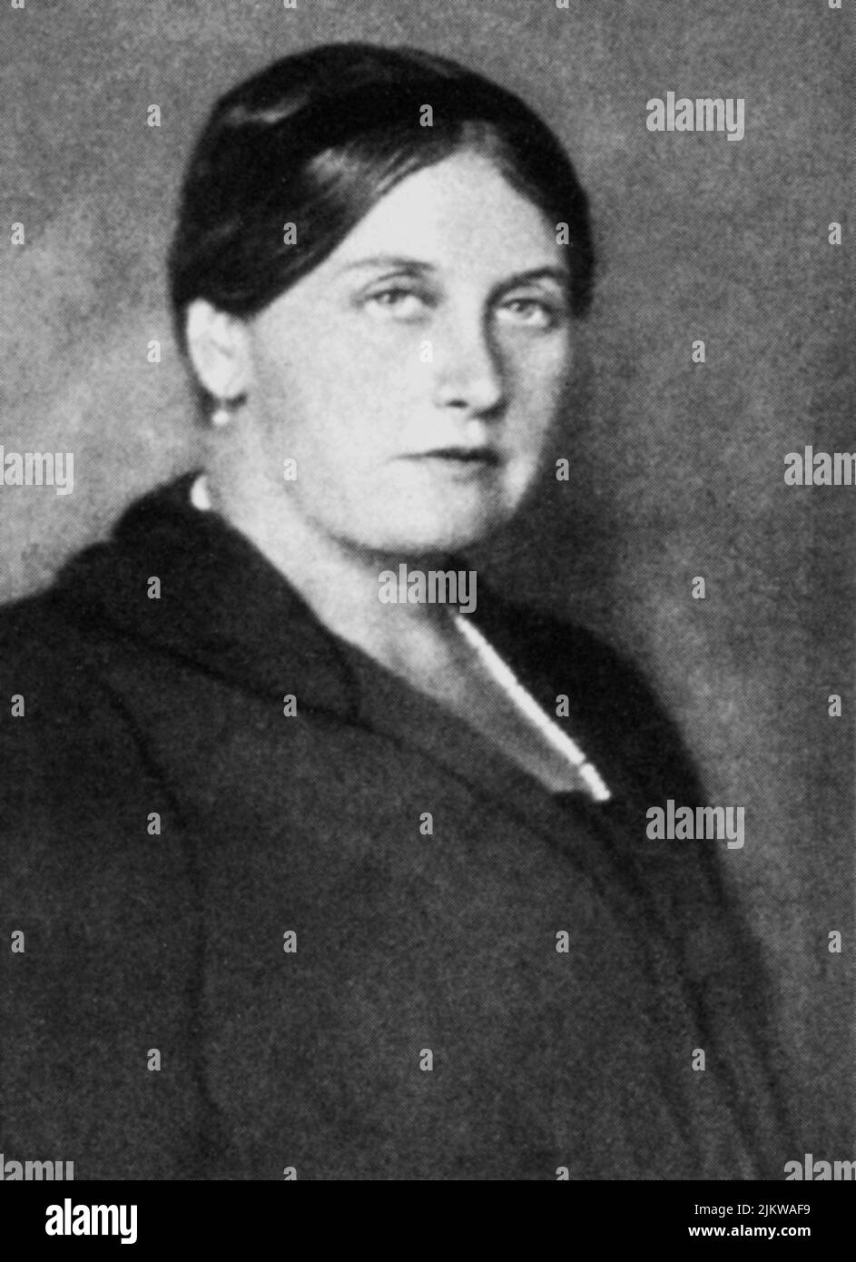1917 , RUSSIA : ANNA VYRUBOVA , ha introdotto il monaco Grigorij Efimovic RASPUTIN ( 1871 - 1916 ) a Tsarina Imperatrice ALEXANDRA di Russia - RASPOUTINE ---- Archivio GBB Foto Stock