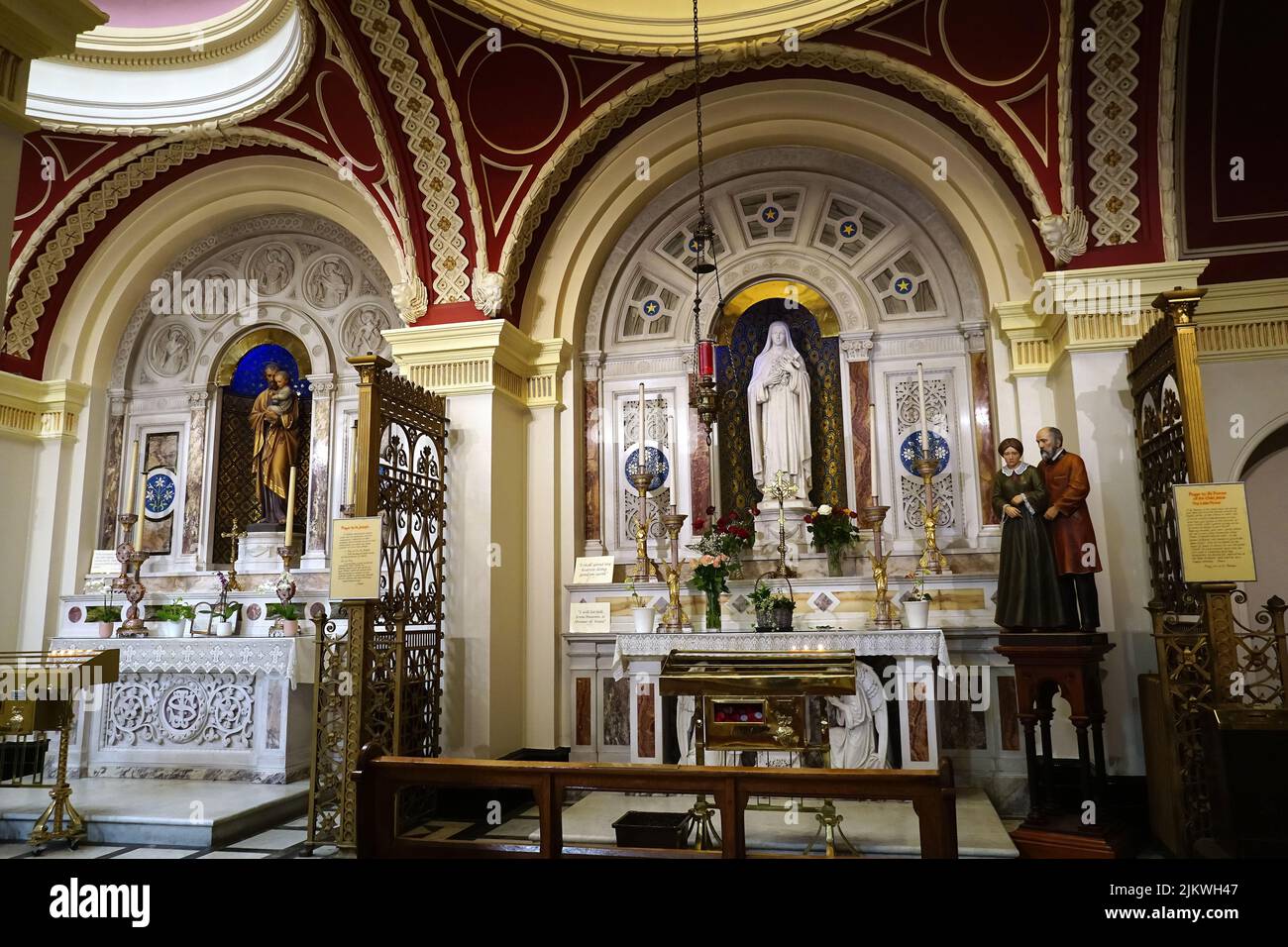 Chiesa di Santa Teresa Carmelitani Scalzi, interni, Dublino, Baile Átha Cliath, Irlanda, Éire, Irland, Írország, Europa Foto Stock