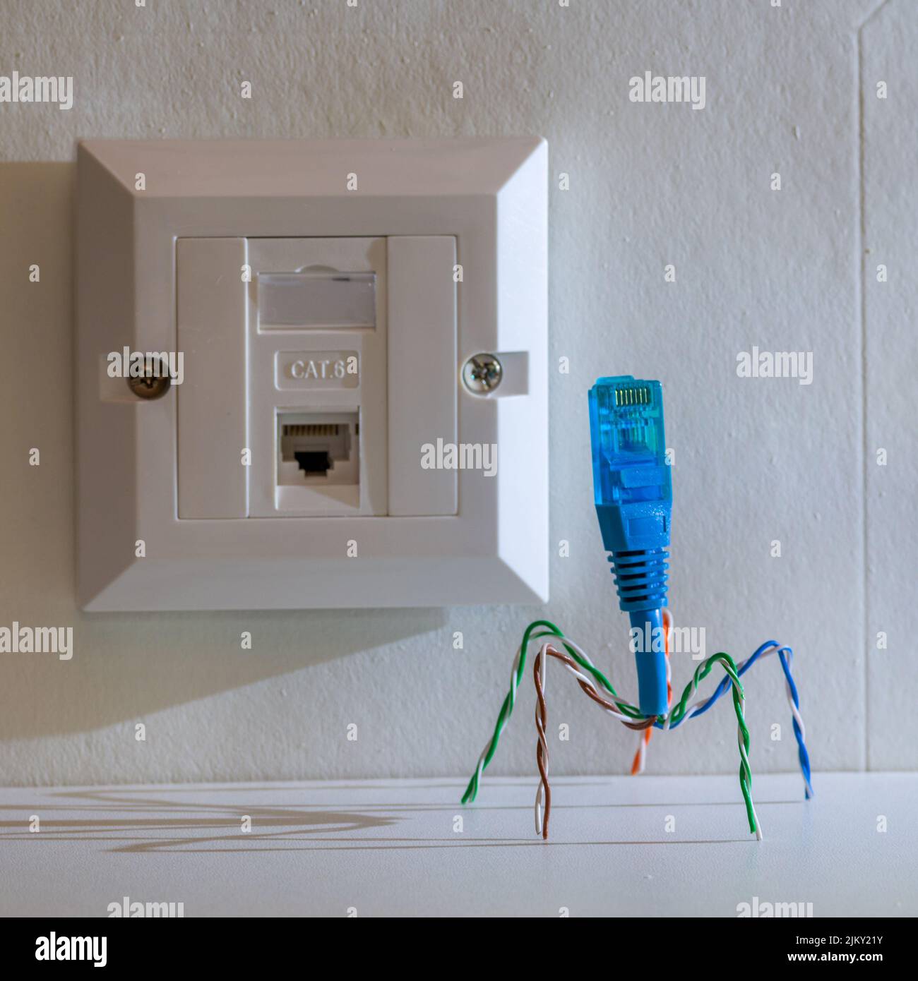Un primo piano di una presa per computer con un USB spider Foto Stock