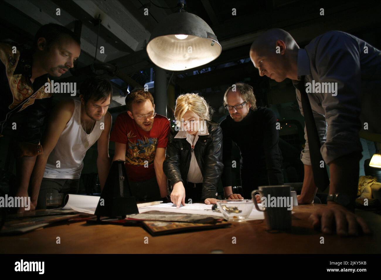 JOHANNES BJORK, FREDRIK MYHR, MARCUS BOIJ, SANNA PERSSON, MAGNUS BORJESON, ANDERS VESTERGARD, suono di rumore, 2010 Foto Stock