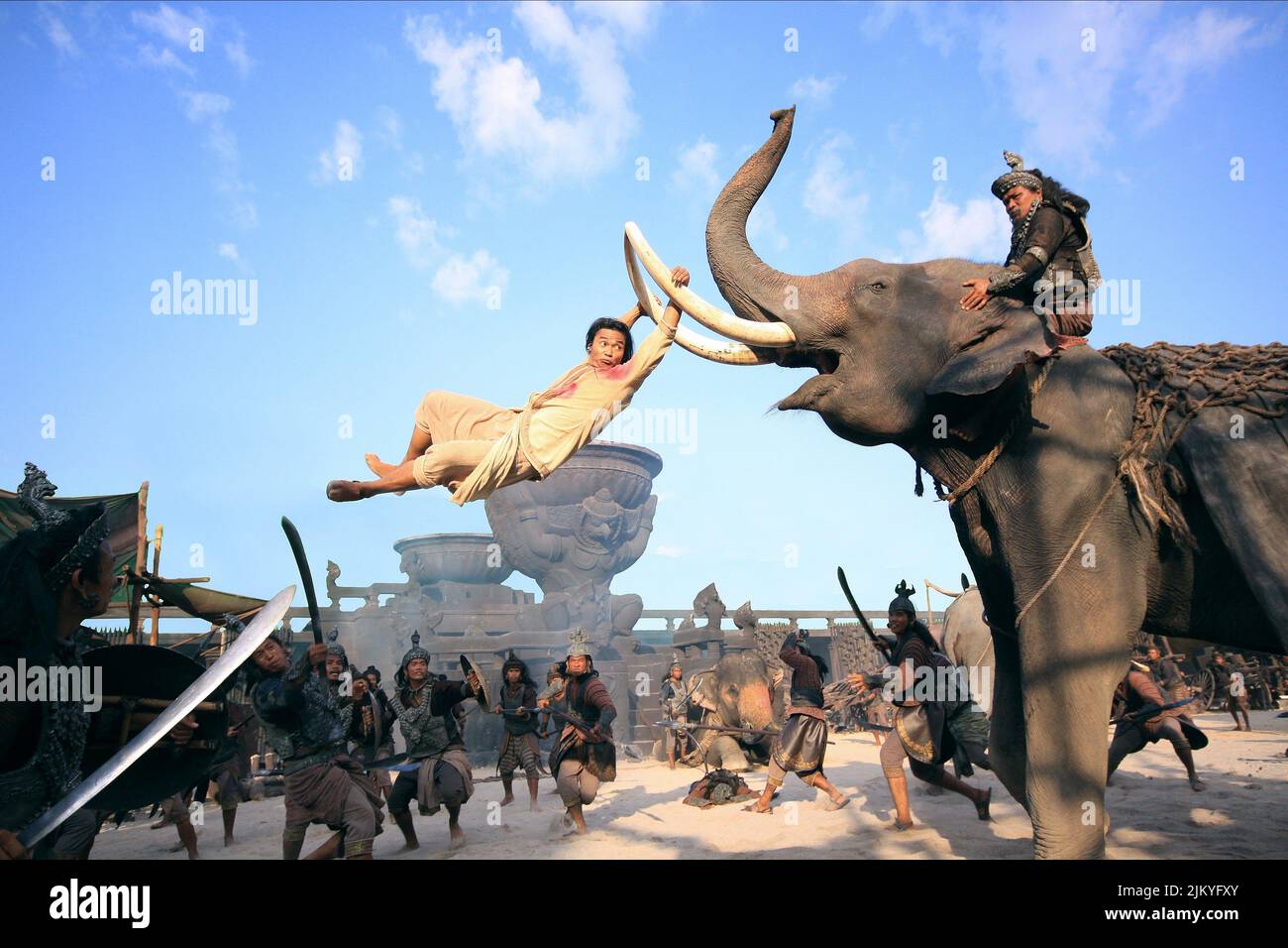 TONY JAA, ONG BAK 3, 2010 Foto Stock