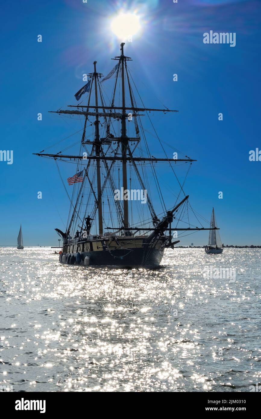 Nave Niagara Sun Sails in Cleveland durante il Tall Ships Festival Foto Stock