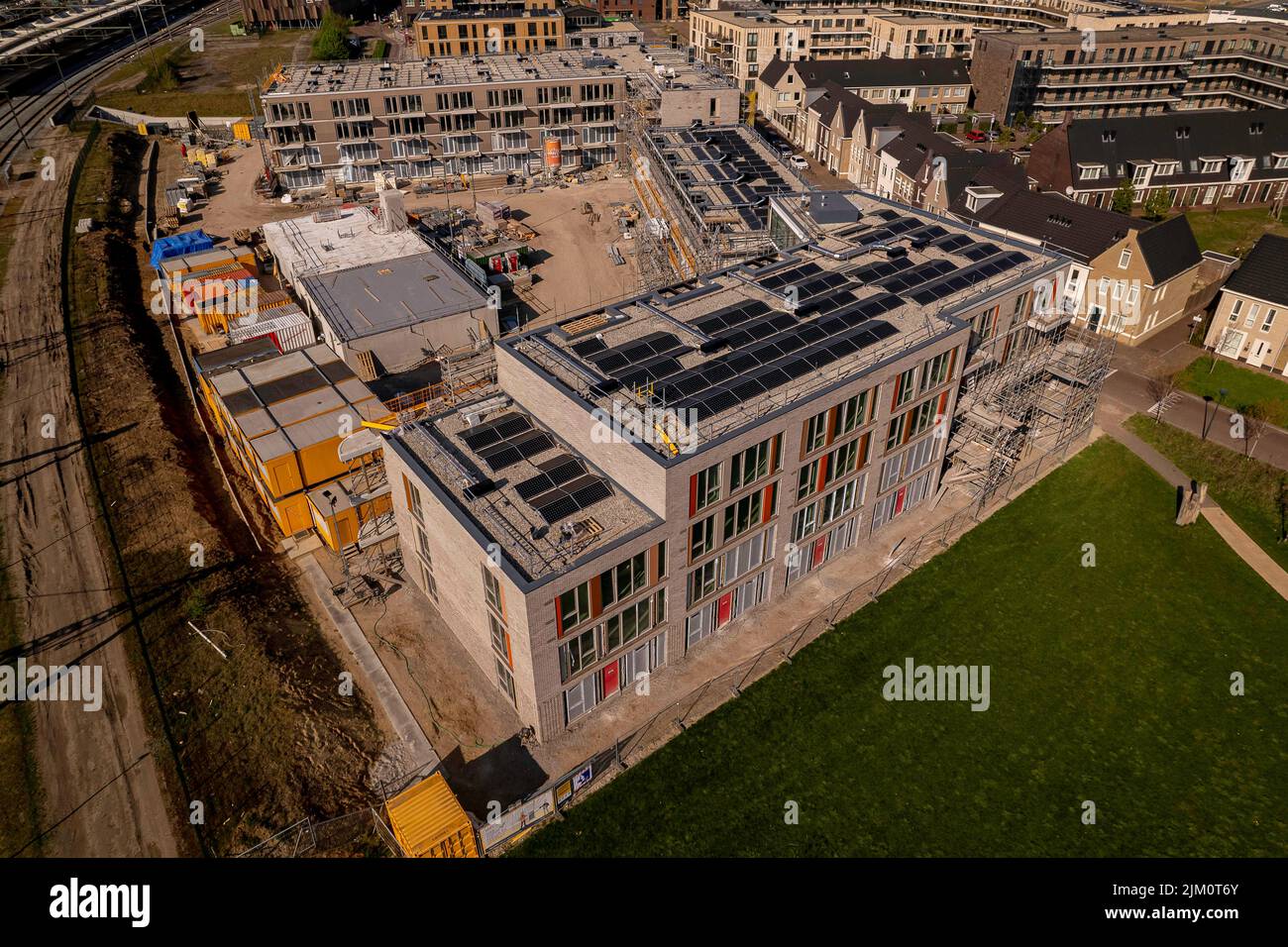 Panoramica aerea di cantiere in Zutphen di investimento immobiliare e mercato immobiliare sociale edilizia collettiva progetto Ubuntuplein. Foto Stock