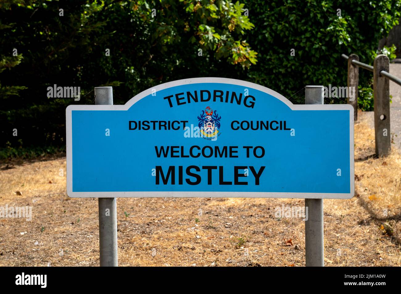 BENVENUTO AL CARTELLO STRADALE MISTLEY Foto Stock
