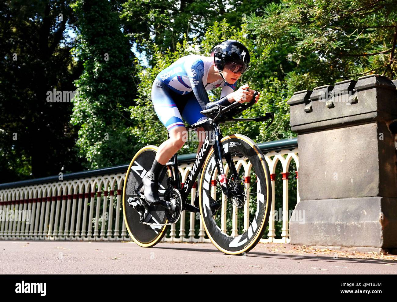 Anna Shackley della Scozia durante la finale del Time Trial individuale delle Donne al West Park di Wolverhampton il giorno sette dei Giochi del Commonwealth 2022. Data foto: Giovedì 4 agosto 2022. Foto Stock