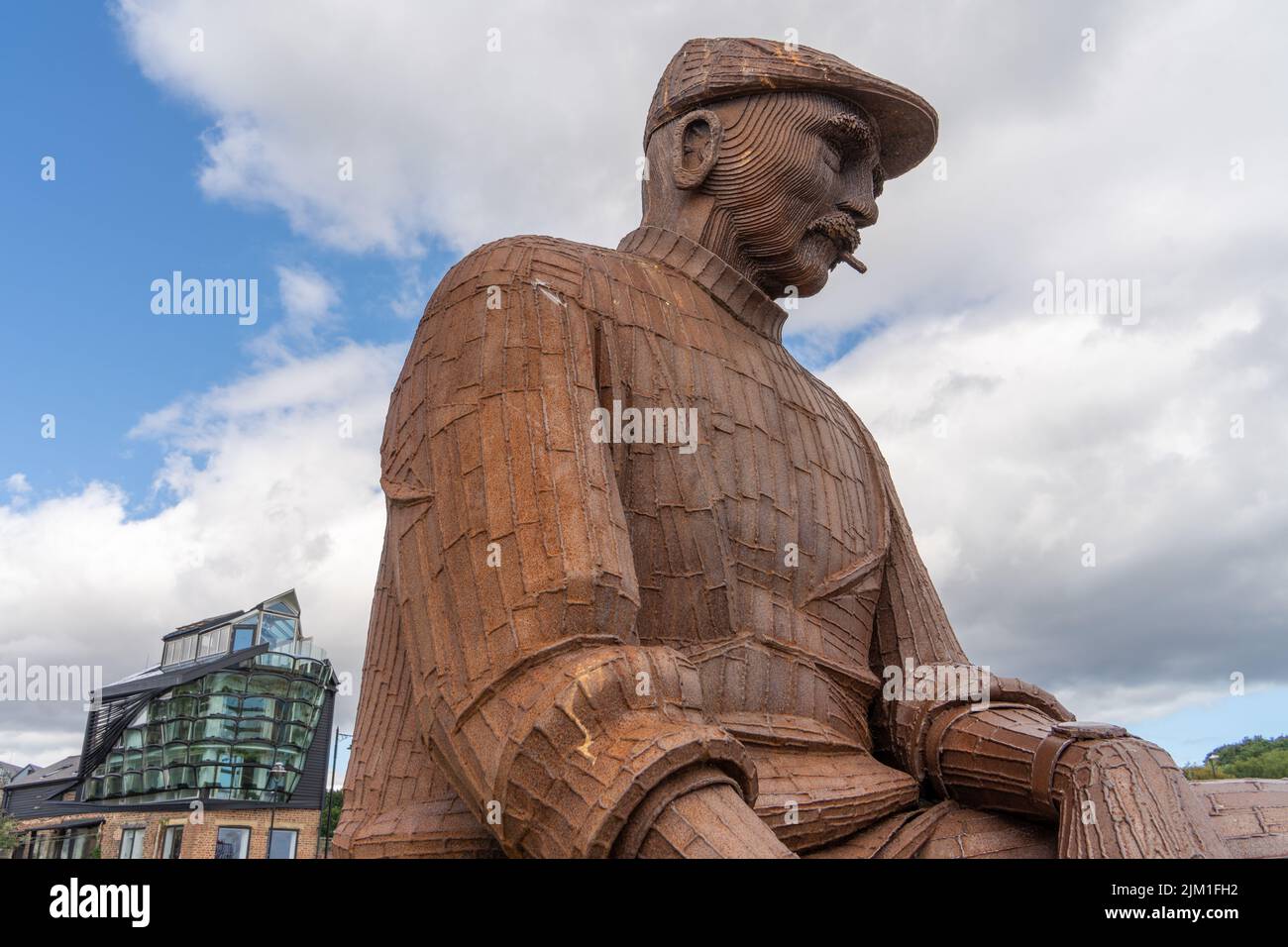Fiddler's Green Sculpture di Ray Lonsdale a North Shields, Regno Unito: Un monumento ai pescatori locali persi in mare. Foto Stock