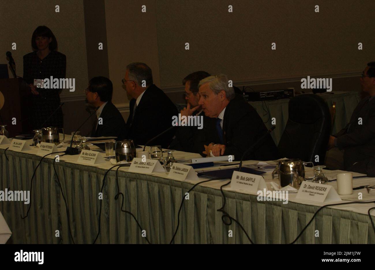 National Oceanic and Atmospheric Administration - FOTO DEL GENERALE BRIGADIER JACK KELLY E DELLA DELEGAZIONE CINESE Foto Stock