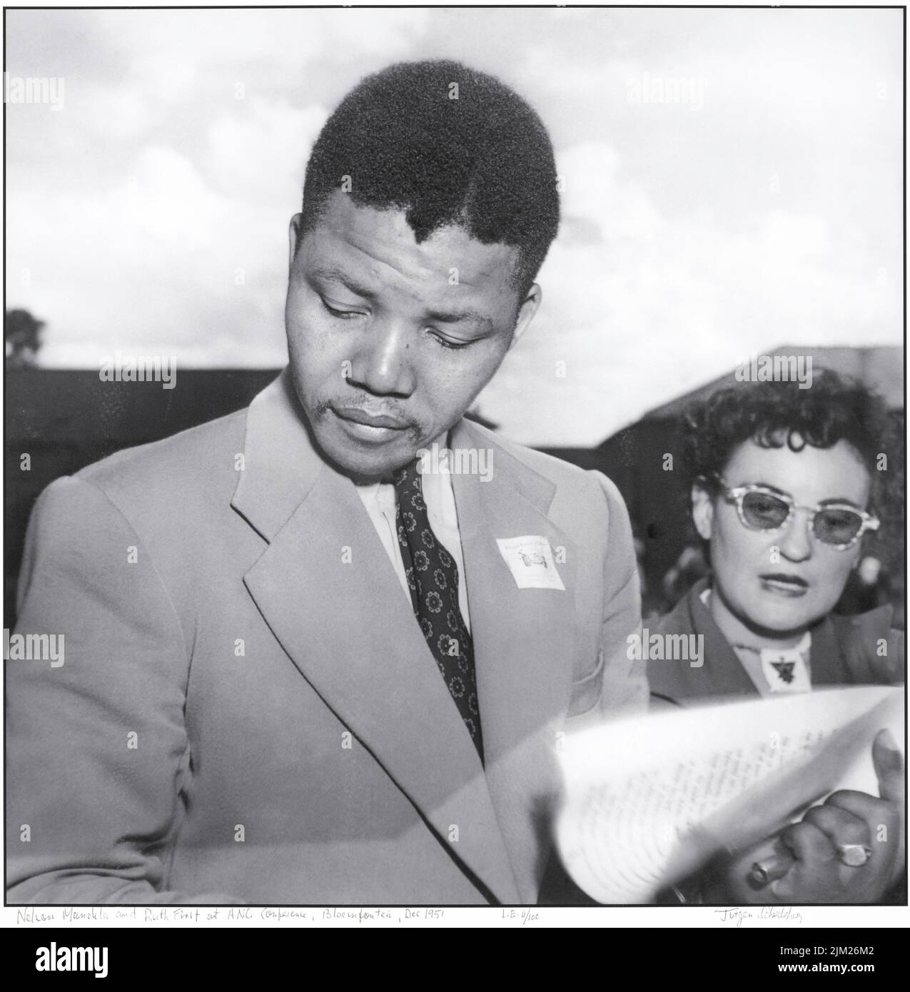 Nelson Mandela e Ruth prima a A.N.C. Conferenza Bloemfontein. Museo: © Nelson Mandela Foundation Johannesburg. Autore: Jürgen SCHADEBERG. Foto Stock