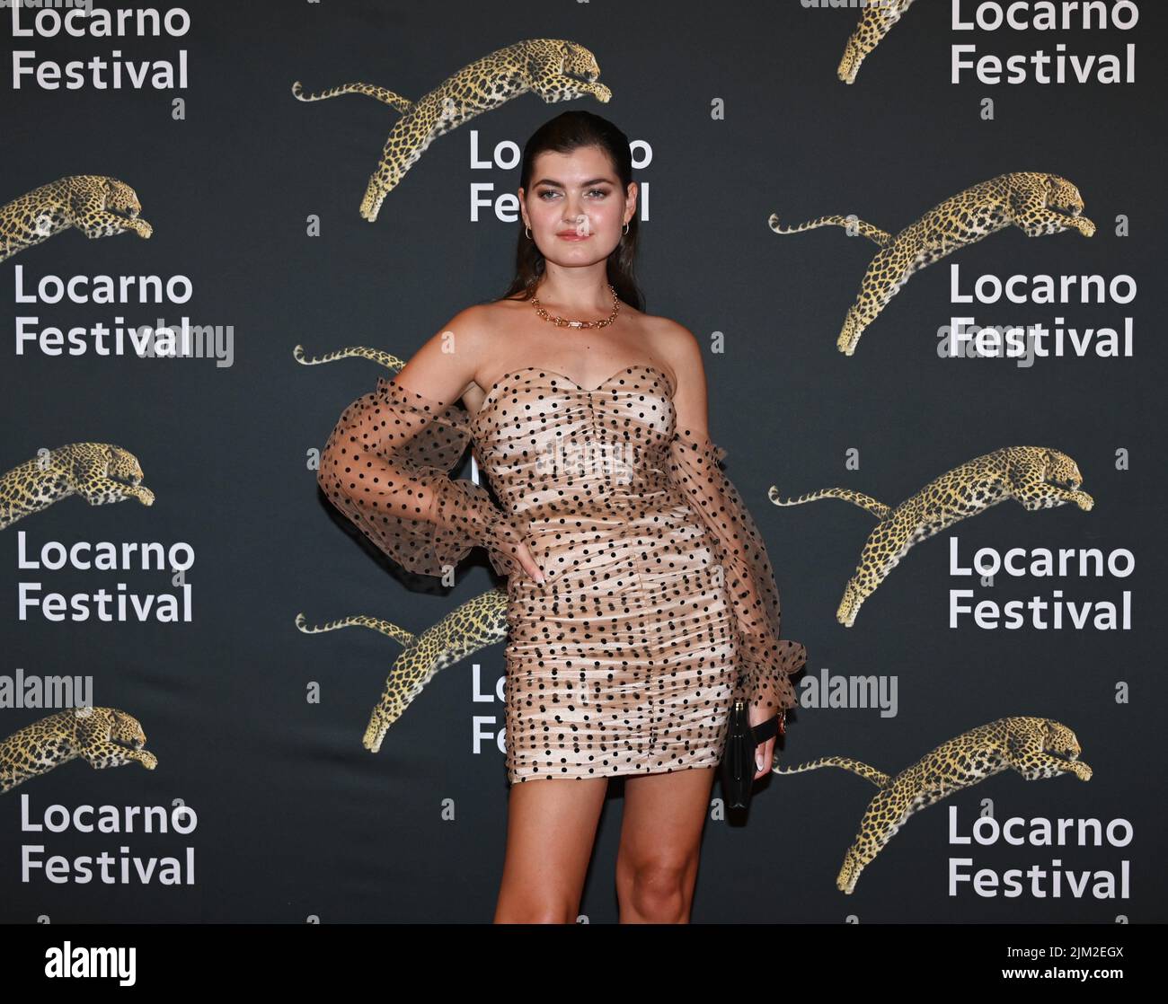 Locarno, Svizzera. 04th ago 2022. Locarno, Swiss Locarno Film Festival 2022 Photocall Elvira Legrand, Charles Legrand, Kevin Lütolf nella foto: Elvira Legrand Credit: Independent Photo Agency/Alamy Live News Foto Stock