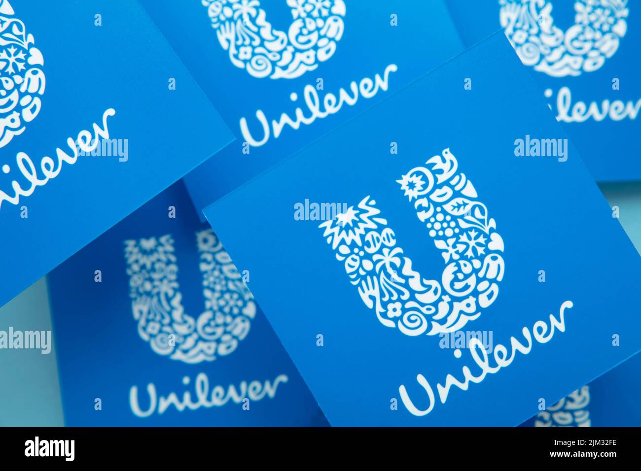 LONDRA, Regno Unito - Agosto 2022: Logo Unilever. Unilever è un'azienda multinazionale di beni di consumo Foto Stock