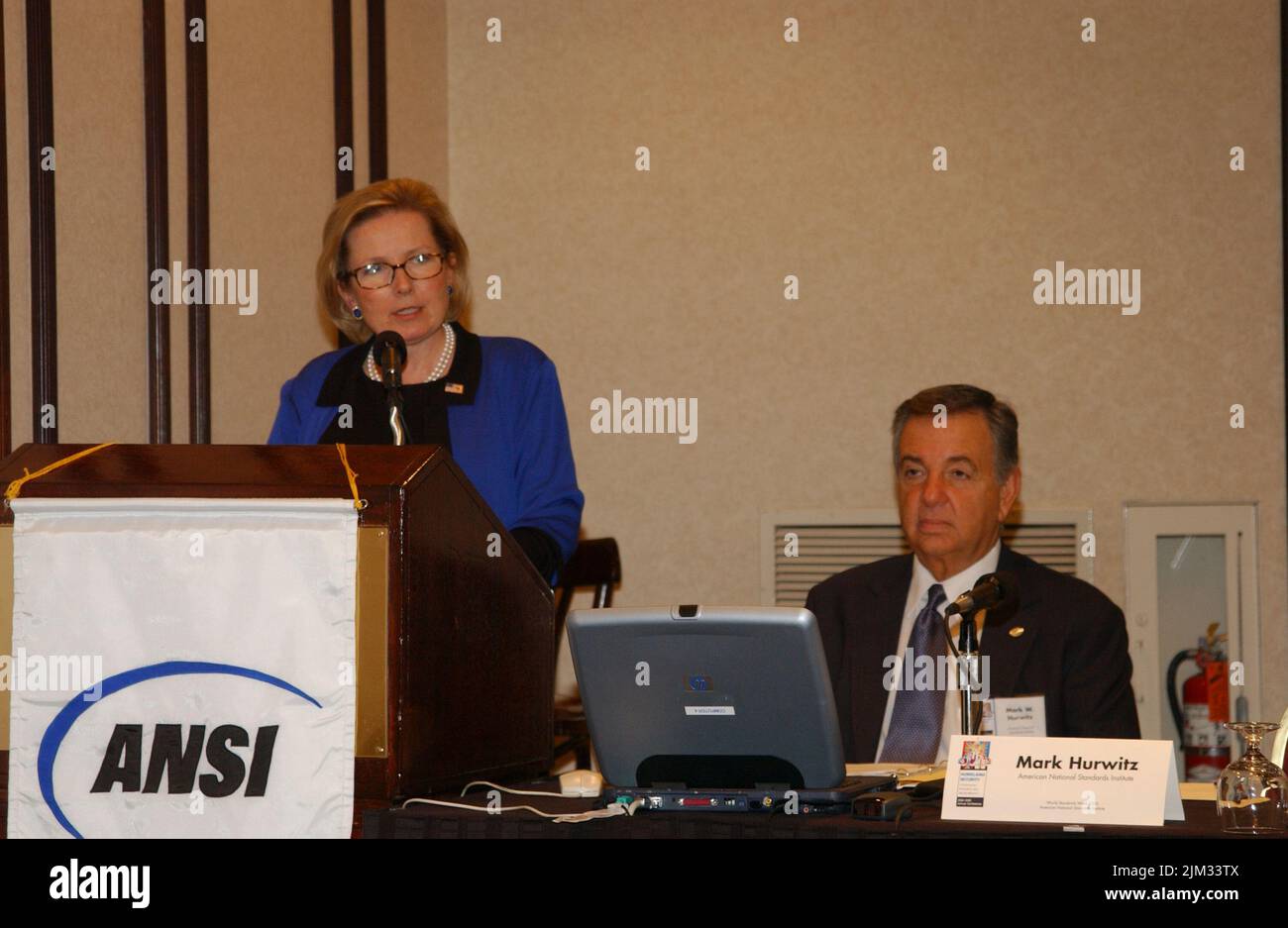 International Trade Administration - CONSAPEVOLEZZA DEGLI STANDARD dei SERVIZI COMMERCIALI statunitensi Foto Stock