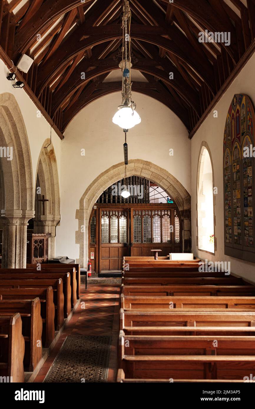 Interno di San Crewenna (CHIESA DI SAN CREWEN), Crowan, Cornovaglia Foto Stock