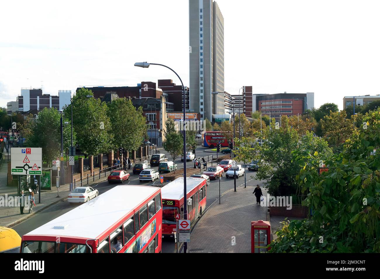 Vista aerea dalla stazione di Lewisham, guardando verso sud, verso la vecchia rotatoria, prima del Gate Way Development Foto Stock