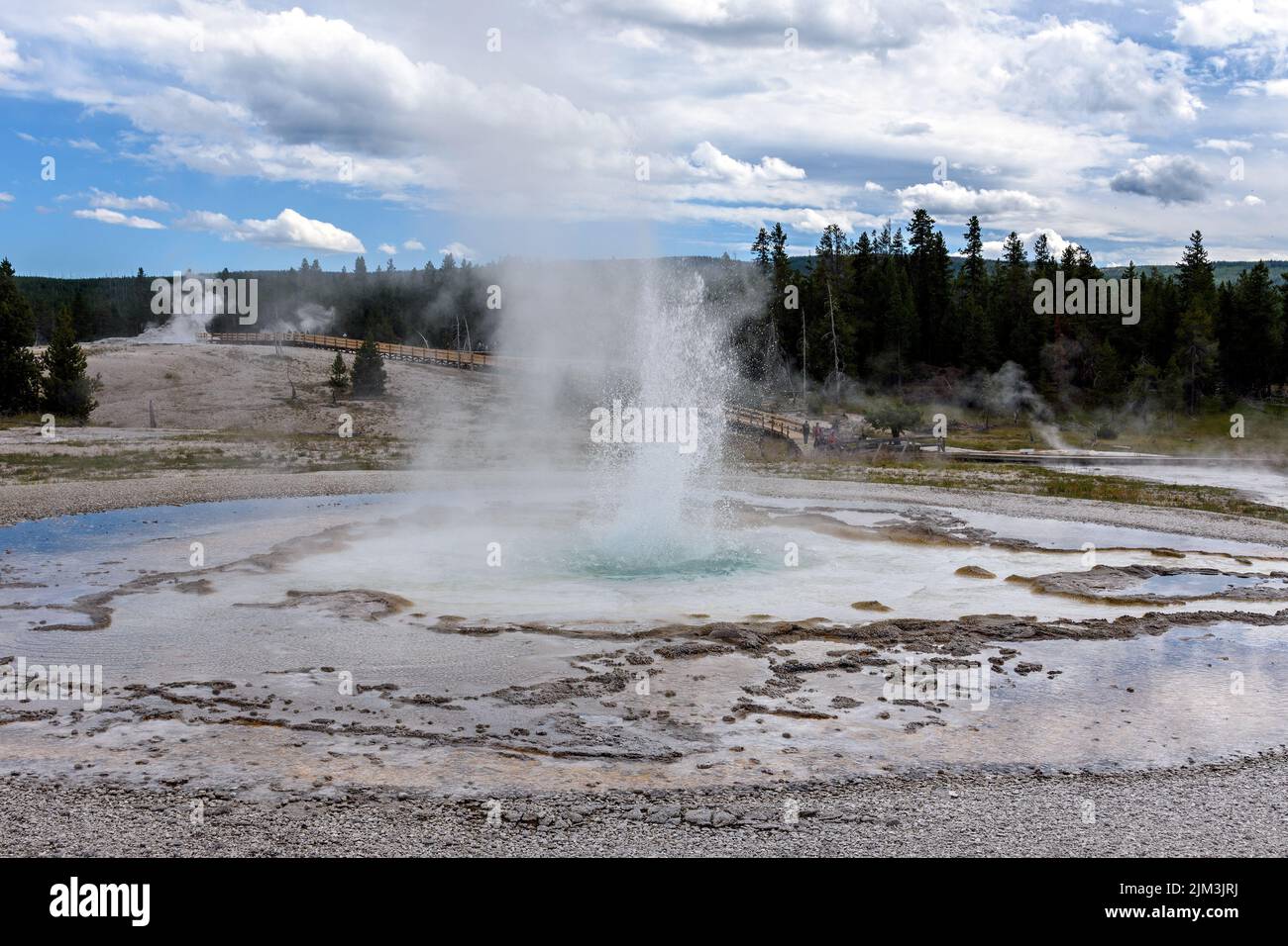 Geyser colorati nel parco nazionale di Yellowstone, Wyoming USA Foto Stock