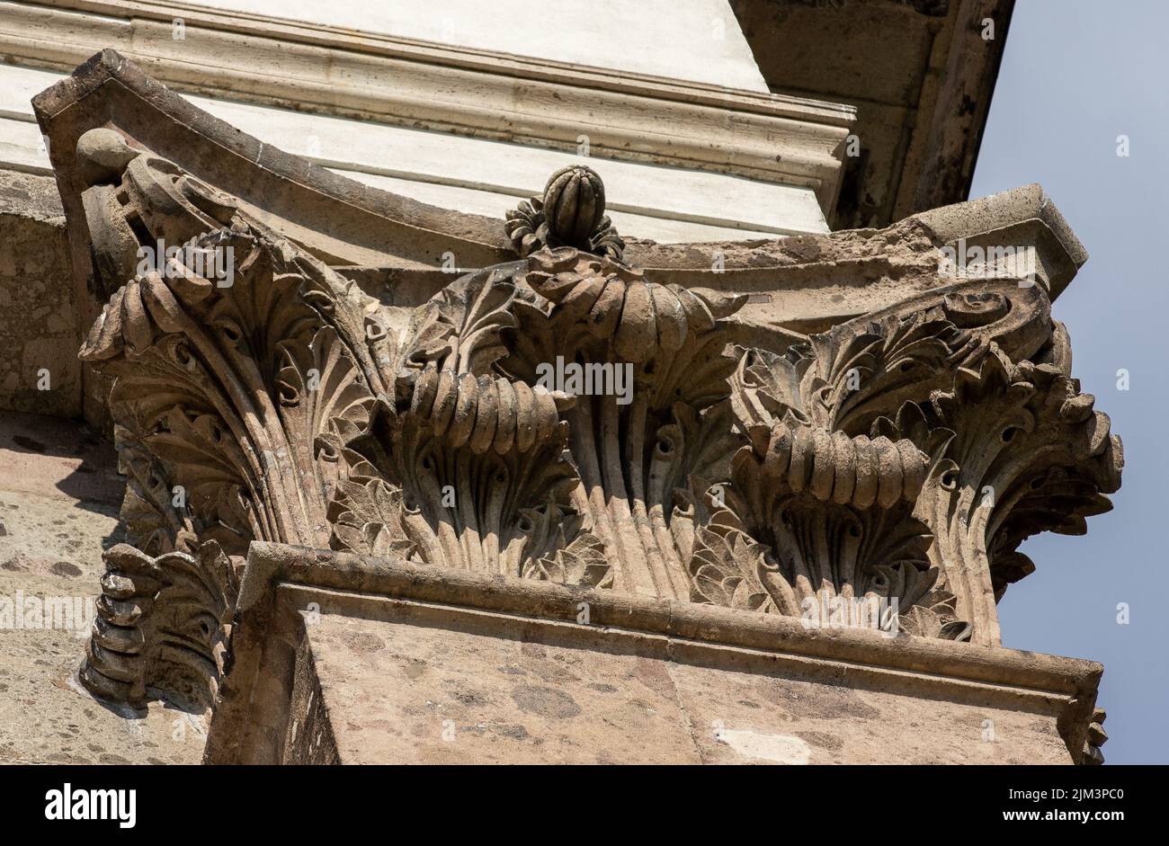 Dettagli architettonici presso la Cattedrale dell'Assunzione della Beata Vergine Maria e Sant'Adalberto nella città di Esztergom - Ungheria Foto Stock