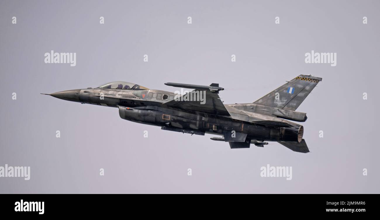 Grecia, forze aeree elleniche F-16 Fighting Falcon, Zeus Demo Team al Royal International Tattoo Foto Stock