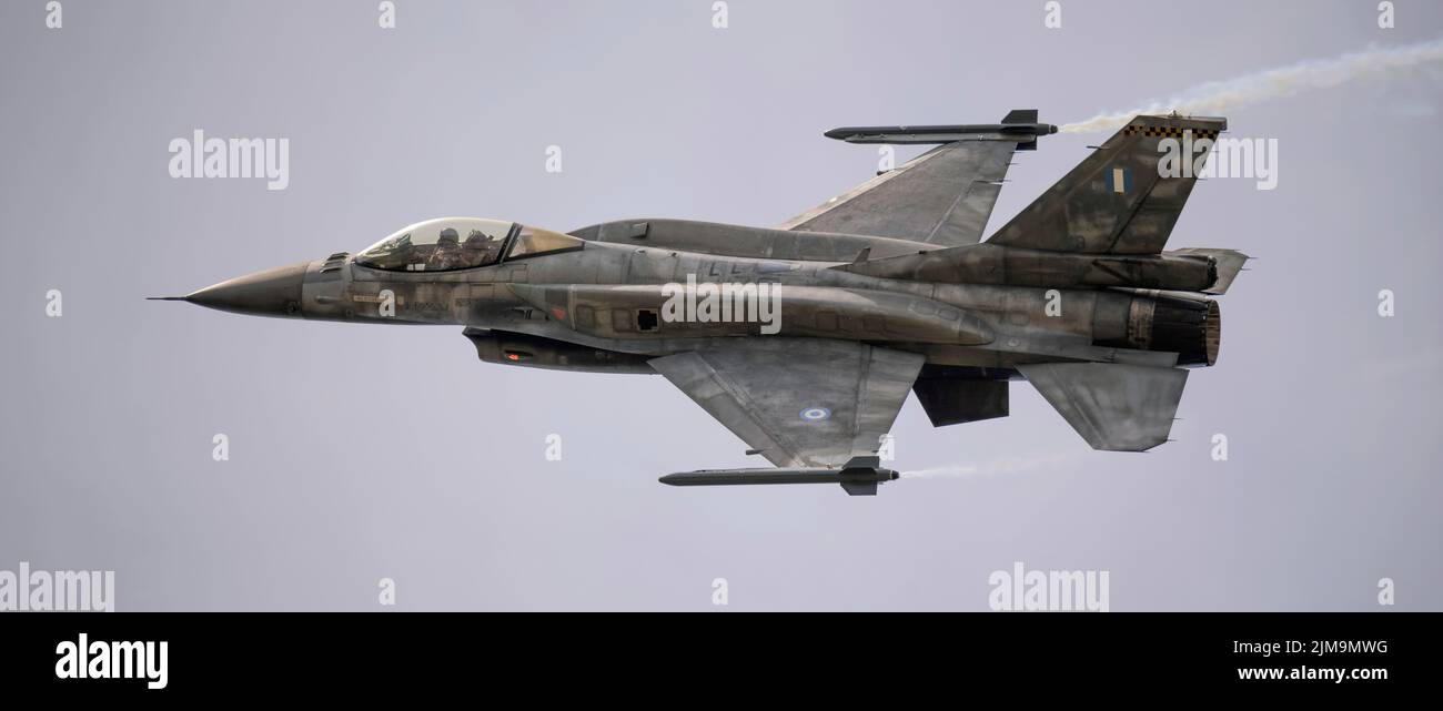 Grecia, forze aeree elleniche F-16 Fighting Falcon, Zeus Demo Team al Royal International Tattoo Foto Stock