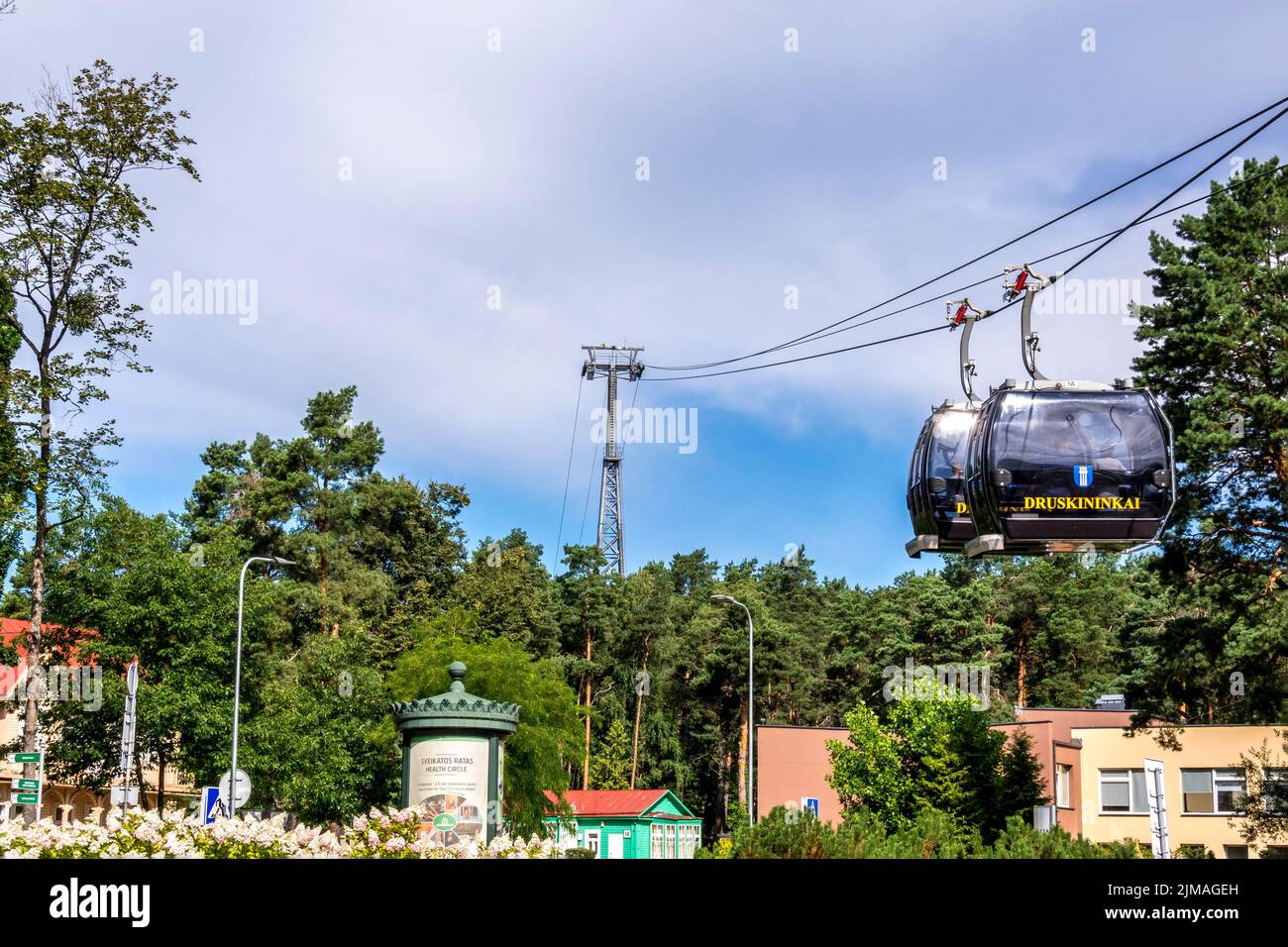 Druskininkai, Lituania, 03 agosto 2022. La funivia è un'attrazione popolare a Druskininkai. Druskininkai è resort con promozione della salute, ricreazione Foto Stock
