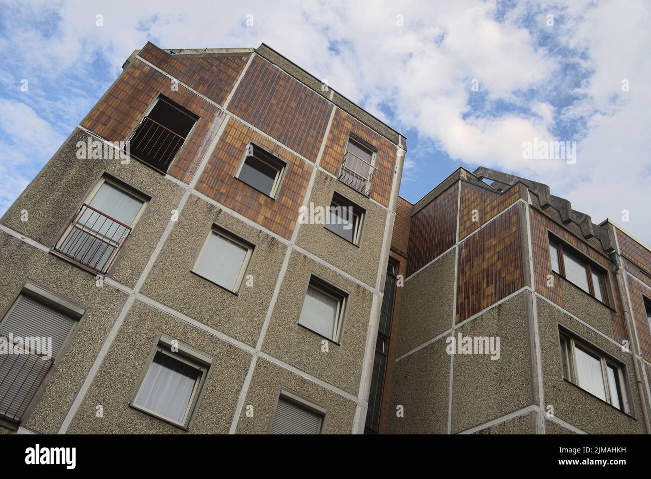 Halle - Plattenbau nel centro storico, in Germania Foto Stock