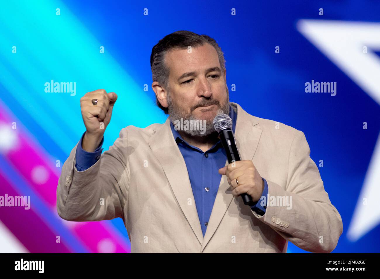 Dallas, Texas, Stati Uniti. 5th ago 2022. Il senatore degli Stati Uniti Ted Cruz del Texas, parla ad un pubblico al CPAC Texas 2022, 08/05/2022, a Dallas, Texas, ospitato all'Hilton Anatole. Il senatore Cruz fa in modo che la folla parli delle guerre culturali e dell'amministrazione Biden. (Credit Image: © Chris Rusanowsky/ZUMA Press Wire) Credit: ZUMA Press, Inc./Alamy Live News Foto Stock