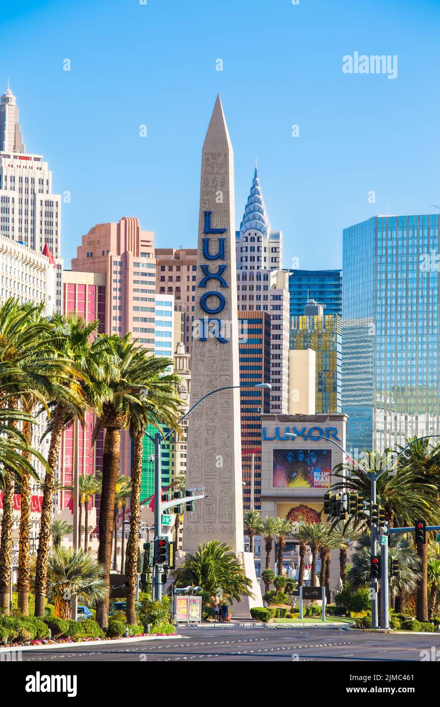 Las Vegas, Nevada - 16 maggio 2018: Vista del casinò dell'hotel resort lungo Las Vegas Boulevard conosciuto anche come Vegas Trip in una giornata di sole. Foto Stock