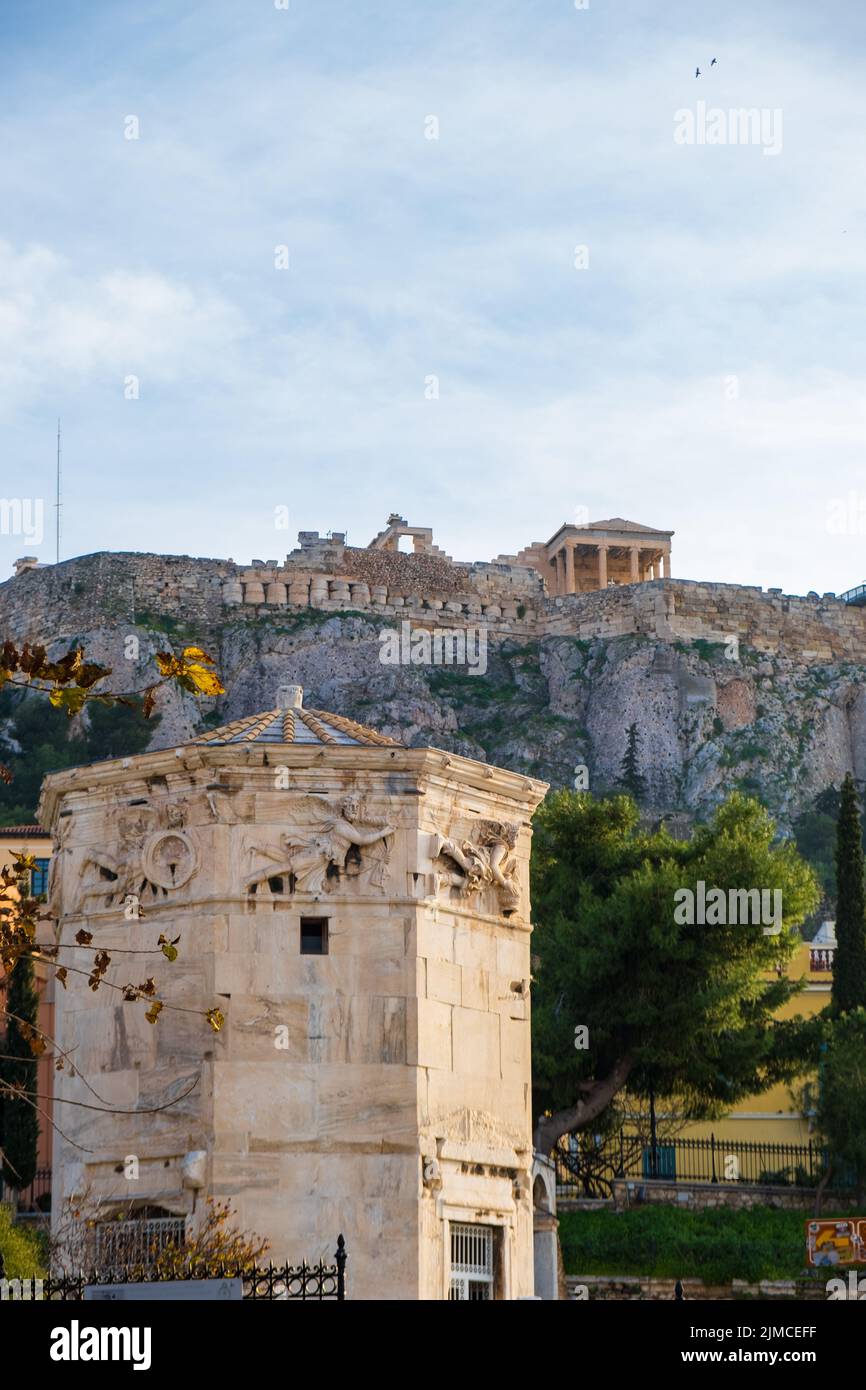 Torre dei Vento-dei in Agora romana e Acropoli sullo sfondo Foto Stock