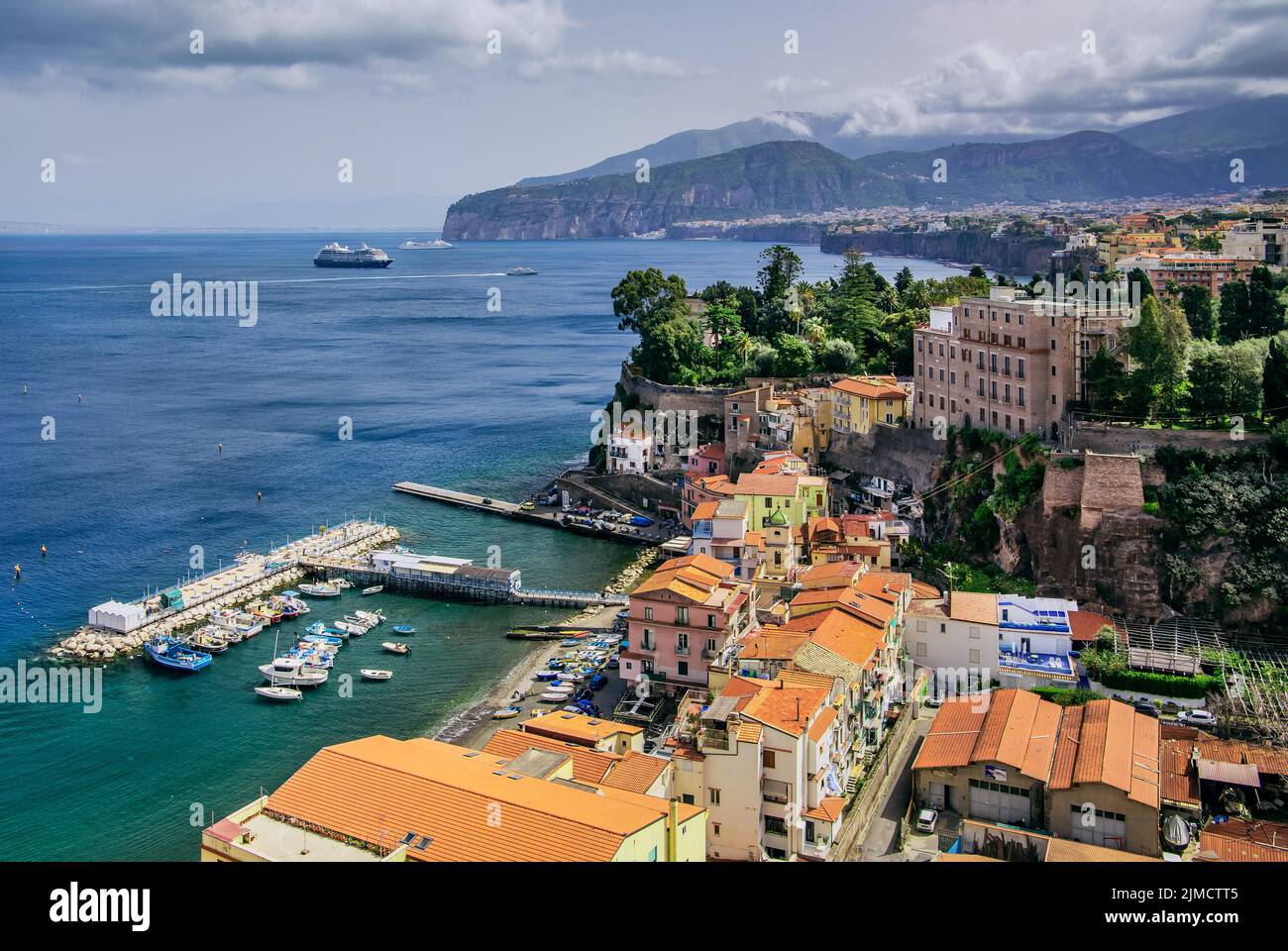 Distretto del porto peschereccio di Marina Grande, Sorrento, Golfo di Napoli, Campania, Italia Meridionale, Italia Foto Stock