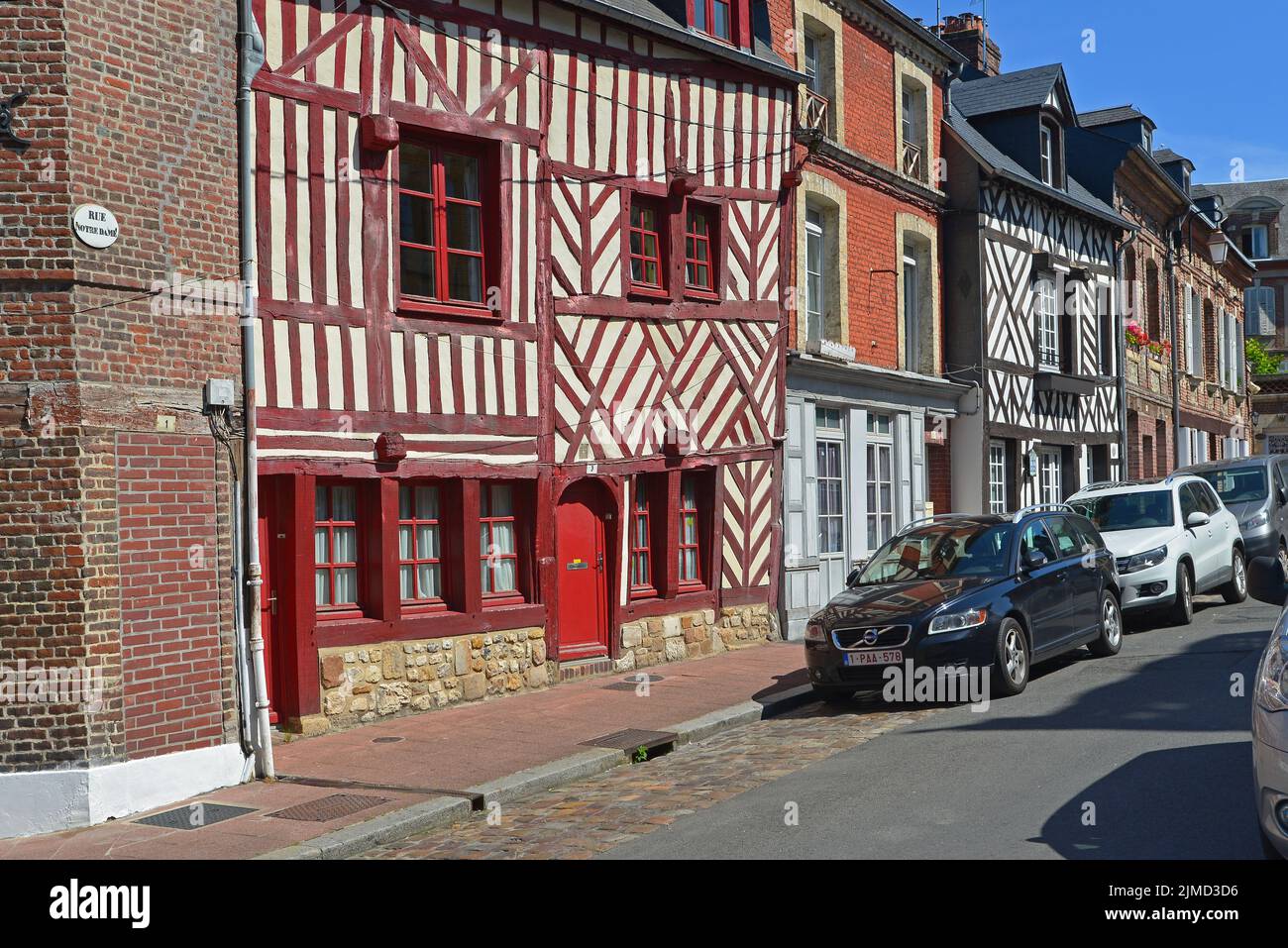 Case a graticcio a Notre Dame Street , Honfleur / Francia Foto Stock