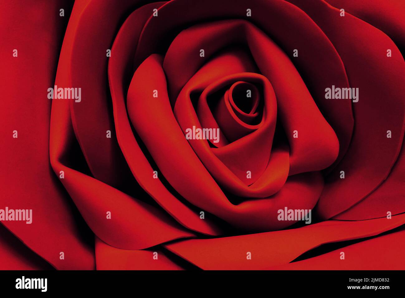 Rosa rosso scuro macro closeup, fiore artificiale design Foto Stock