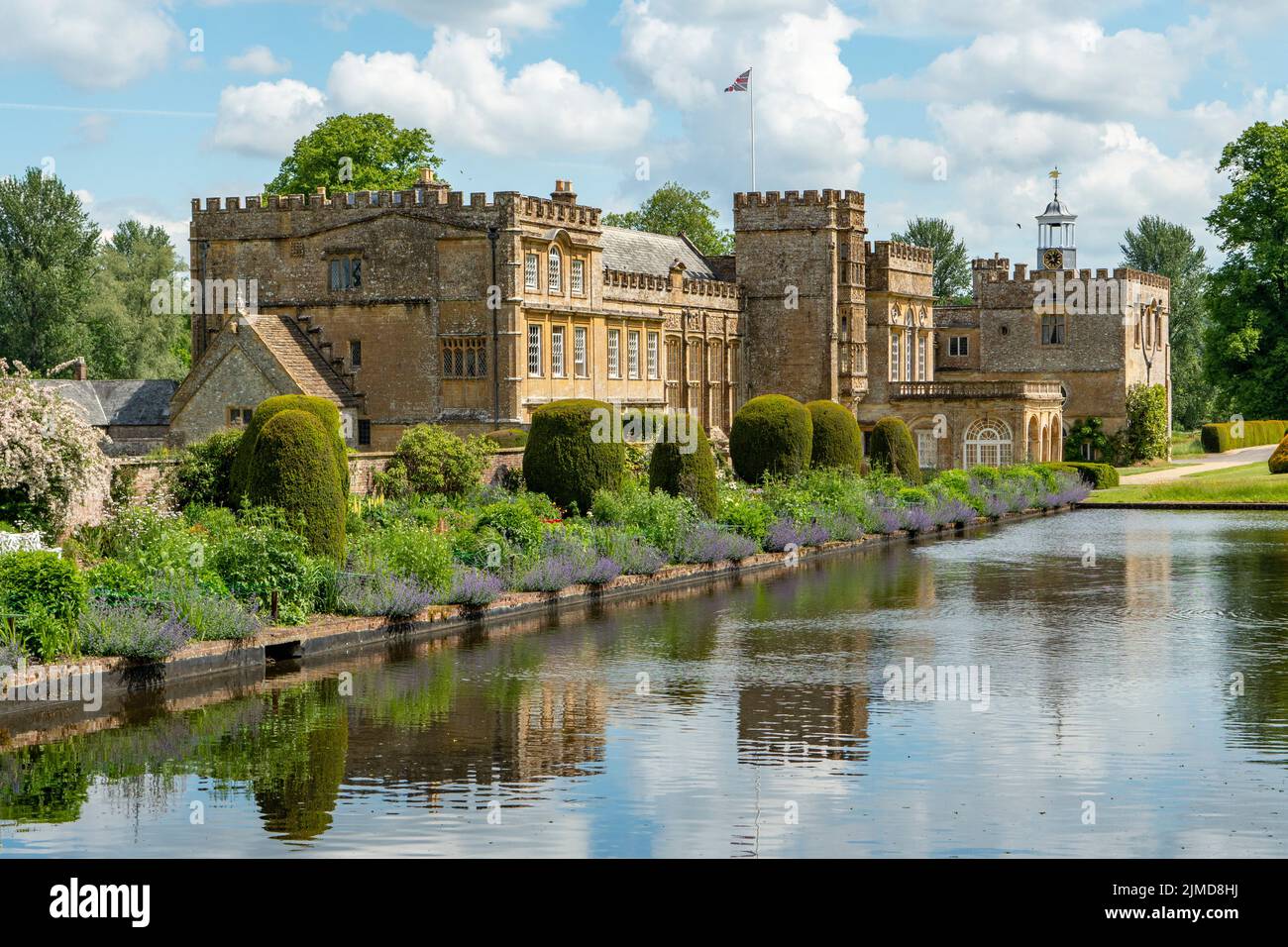 Long Pond e Forde Abbey, Chard, Somerset, Inghilterra Foto Stock