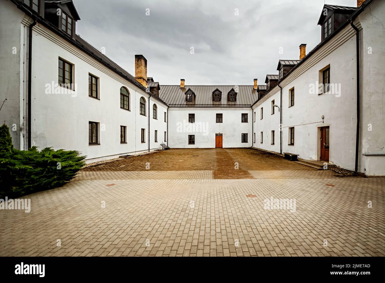 Cortile interno della Basilica Cattolica Romana Foto Stock