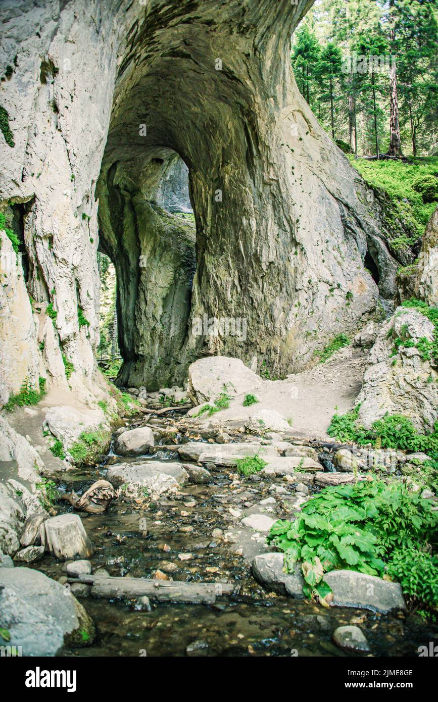 Wonder Bridges fenomeni naturali in Rhodopi Mountain, Bulgaria. Foto Stock