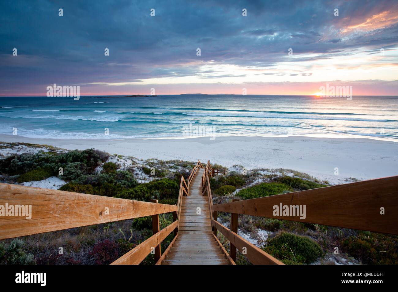 Bella immagine di tramonto, scale, cielo e spiaggia in Esperance, Australia Occidentale Foto Stock