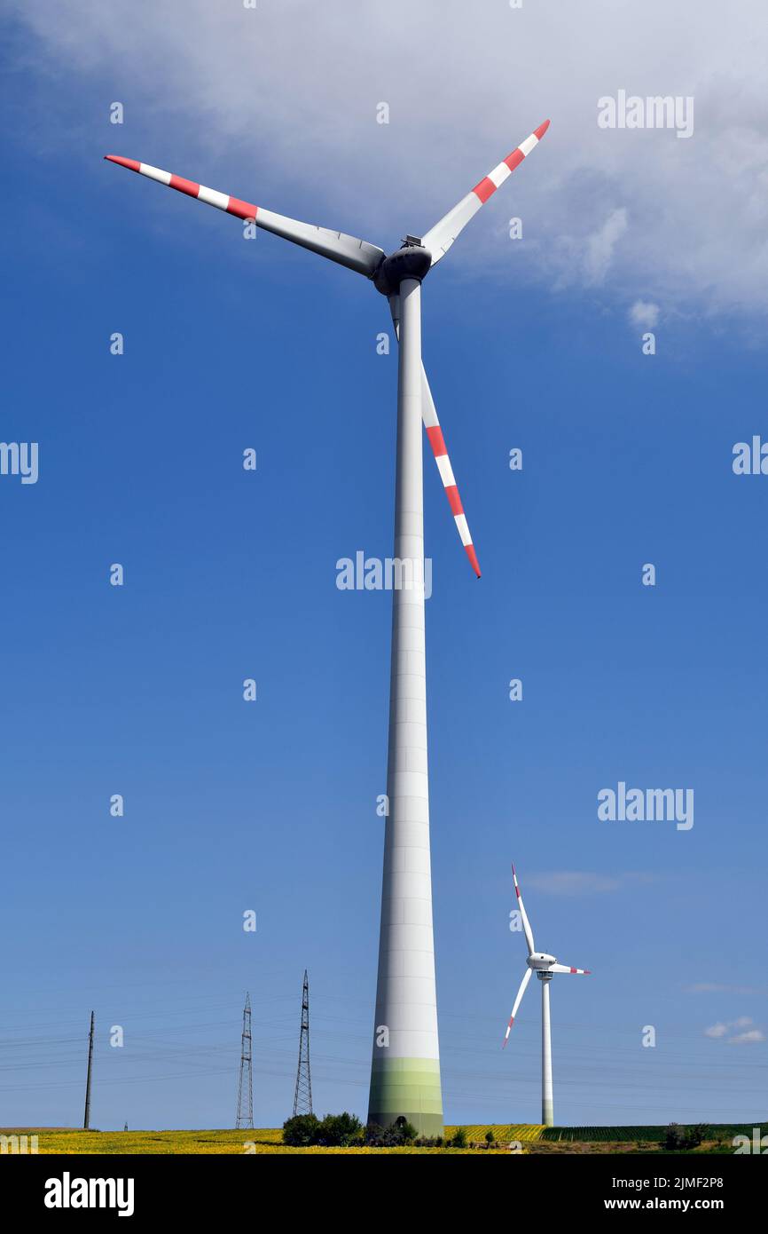 L'Austria, le turbine eoliche, un'alternativa alla tutela dell'ambiente e alla produzione di energia Foto Stock