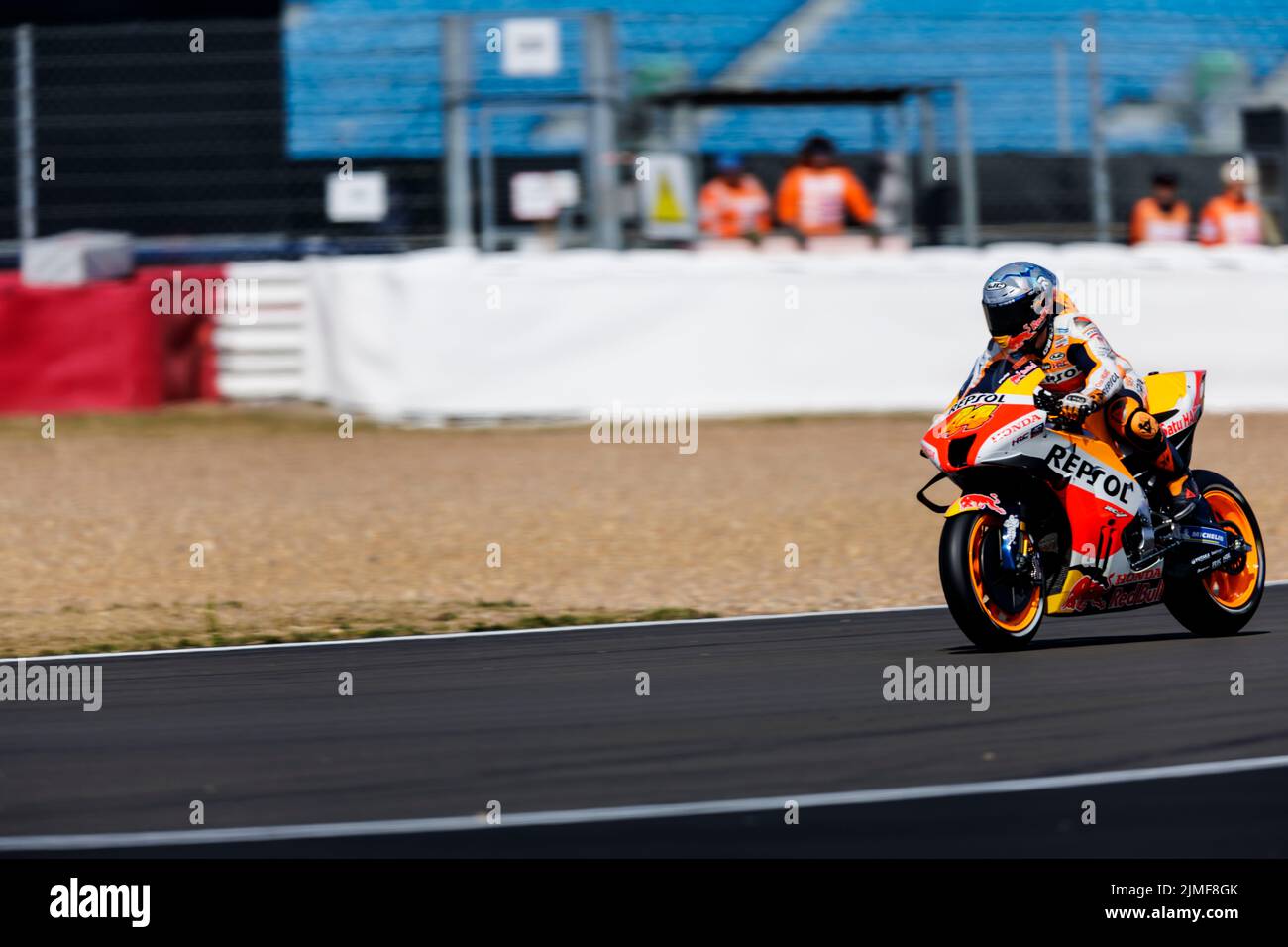 Silverstone, Regno Unito. 6th agosto 2022; Silverstone Circuit, Silverstone, Northamptonshire, Inghilterra: Gran Premio della MotoGP britannica, Qualifiche: Numero 44 Repsol Honda Team bici guidato da Pol Espargaro durante le prove libere 3, prima di qualificarsi al British MotoGP Credit: Action Plus Sports Images/Alamy Live News Foto Stock