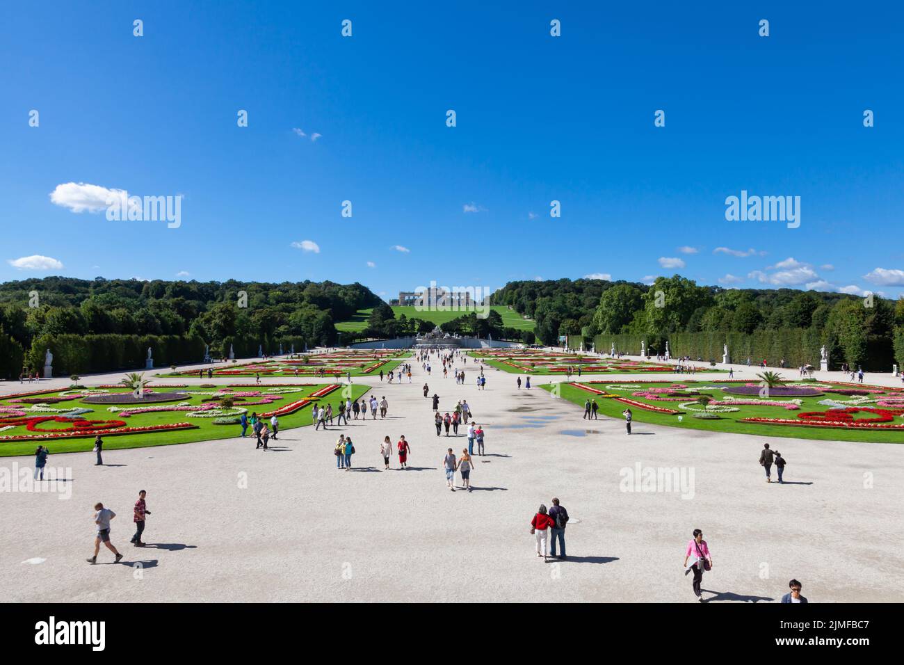Bellissimo giardino del Palazzo di Schonbrunn. Foto Stock