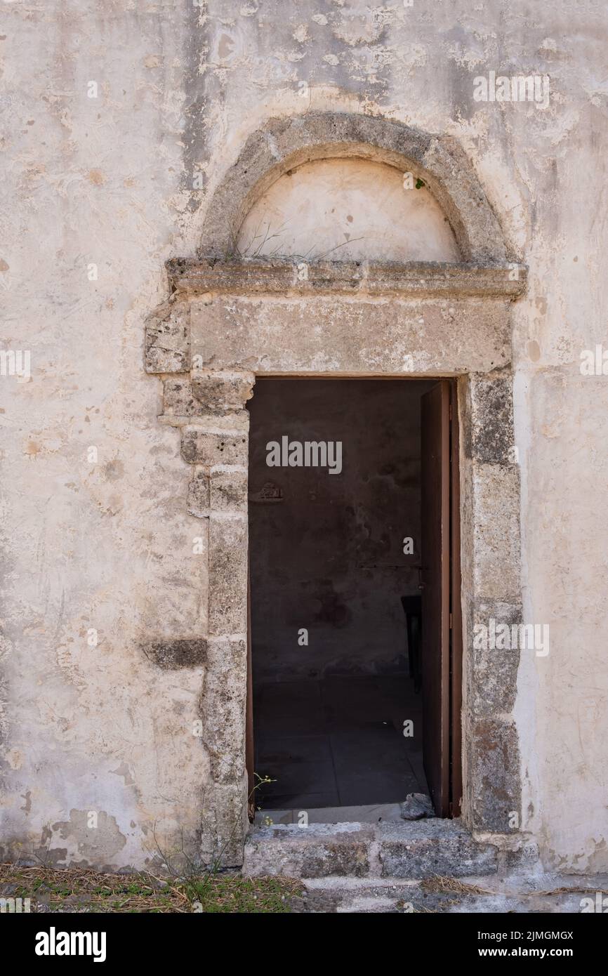 Kithira Chora Kastro Isole IONIE, Grecia. Vecchio edificio in pietra al Castello veneziano o Fortezza o occhio di Creta, monumento a Citera. Attrazioni greche Foto Stock
