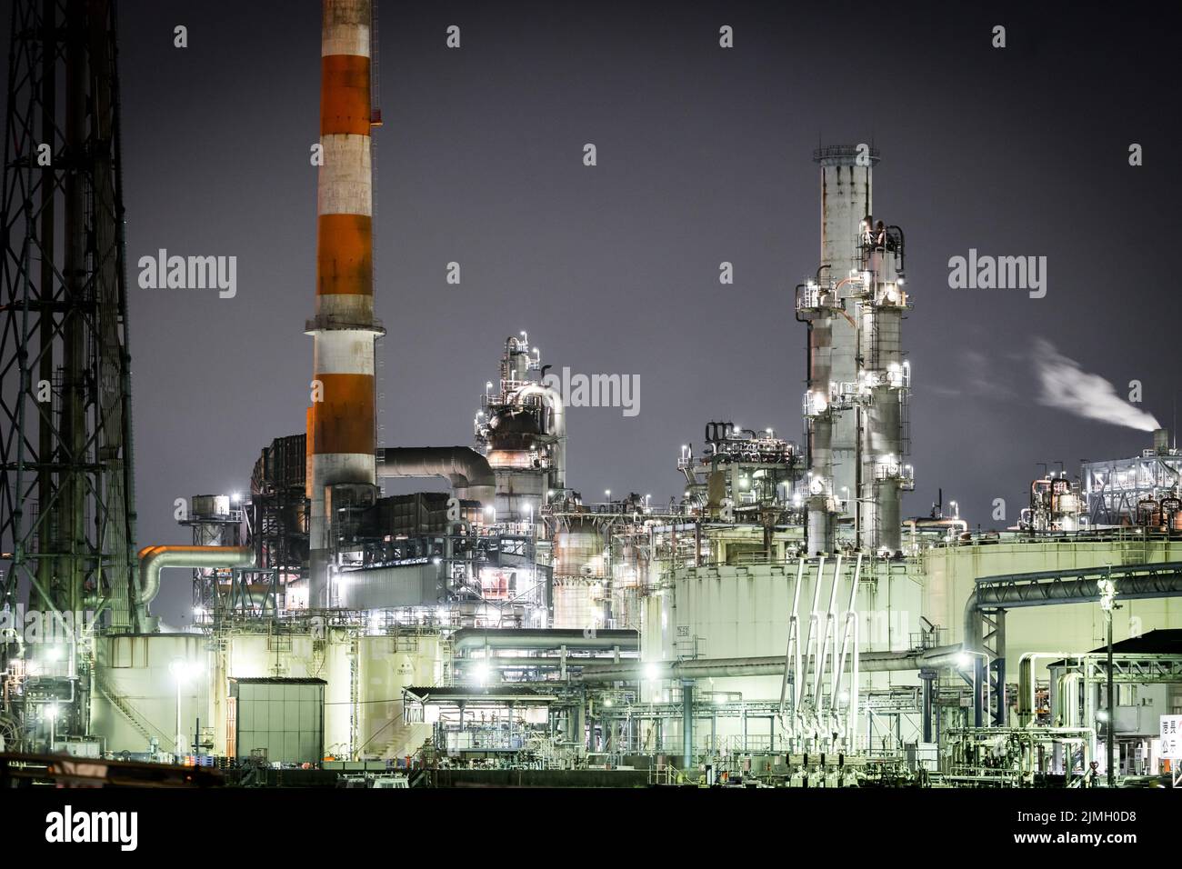 Vista notturna della fabbrica della zona industriale di Kawasaki Keihin Foto Stock