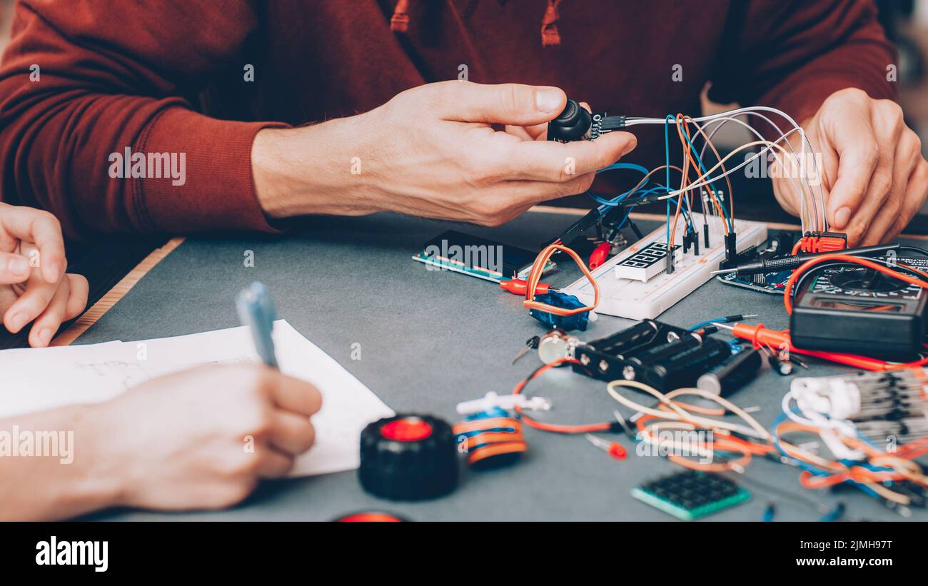progettazione elettronica di modelli di auto Foto Stock