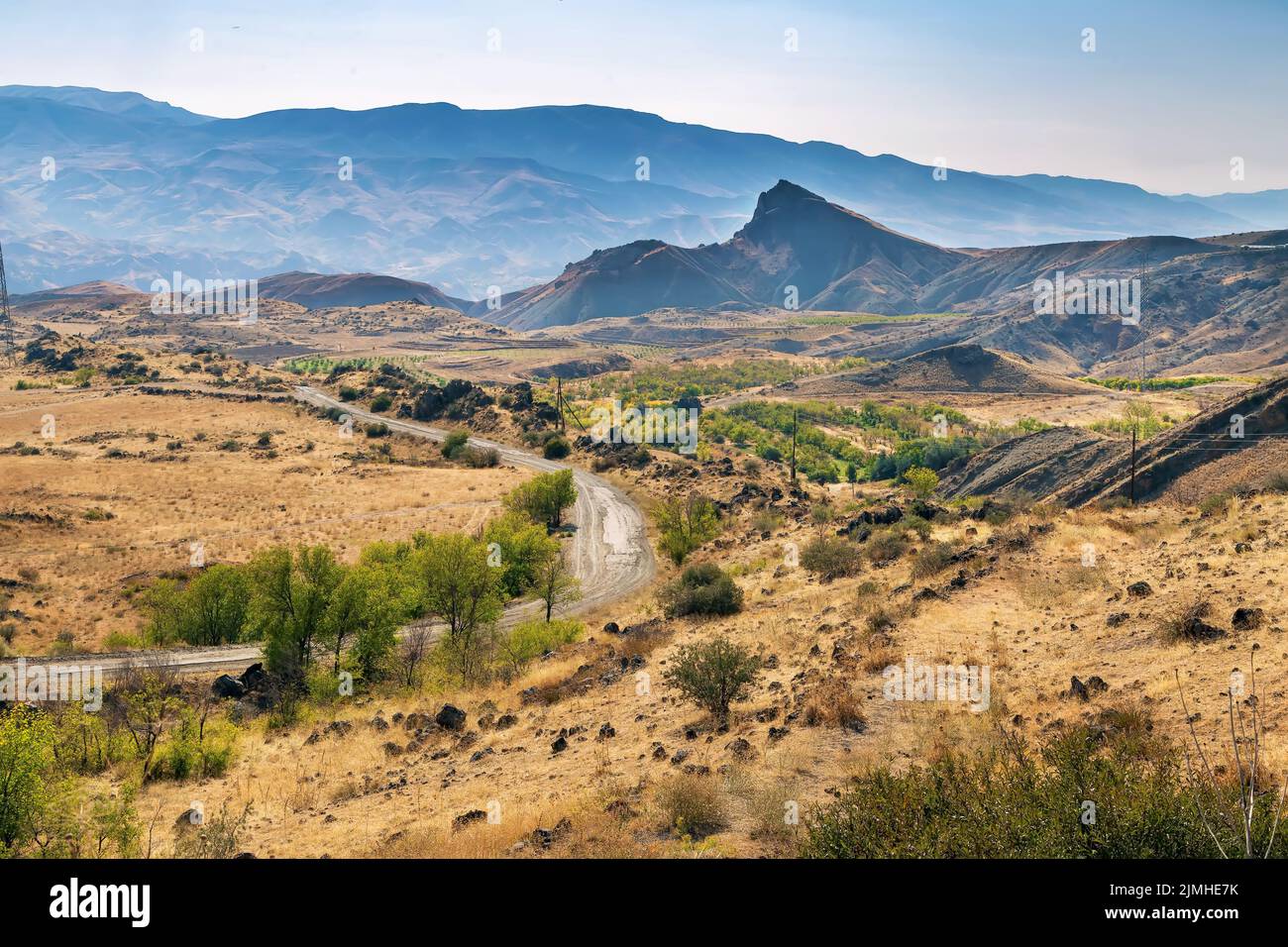 Paesaggio con montagne in Armenia Foto Stock