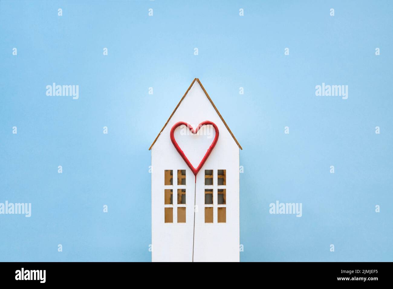 Carino cuore giocattolo casa Foto Stock