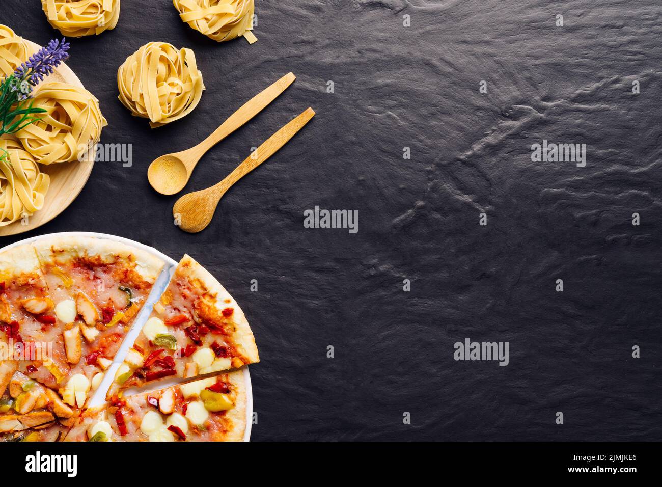 Kit per la pizza immagini e fotografie stock ad alta risoluzione