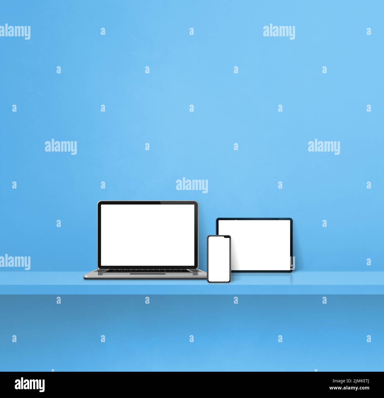 Notebook, telefono cellulare e tablet PC digitale su scaffale blu a parete. Sfondo quadrato Foto Stock