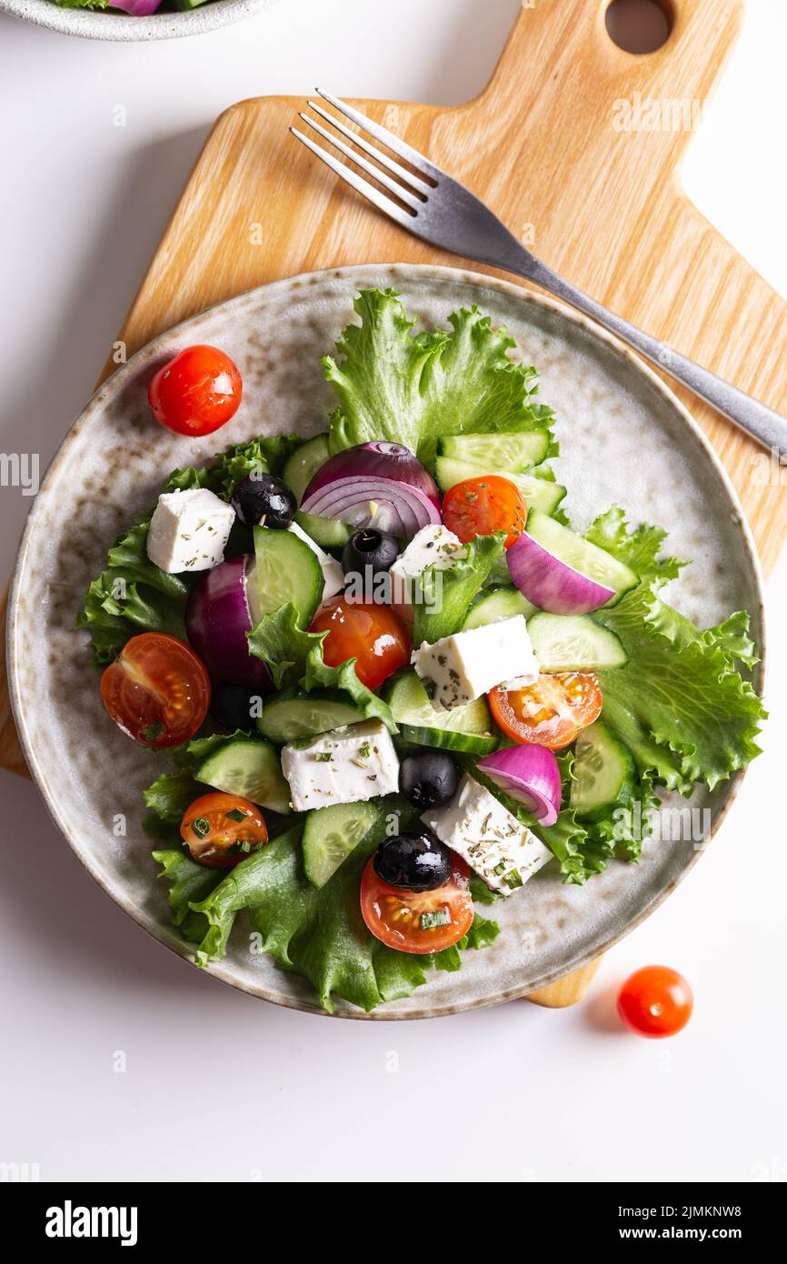 Piatto di deliziosa insalata greca Foto Stock