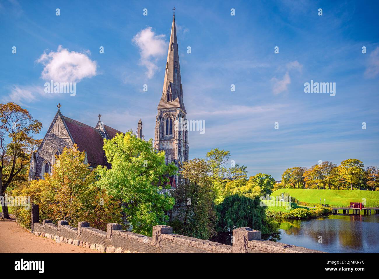 St. Albans Chiesa vicino alla cittadella Kastellet nel parco Churchillparken. Kopenhagen, Danimarca. Foto Stock
